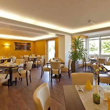 Reutereiche Hotel 3*